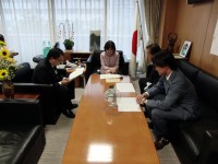 文化伝統調査会決議について、稲田政務調査会長へ申し入れ 8月26日