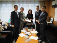 「文化伝統調査会提言」について、稲田政務調査会長へ申し入れ 4月21日